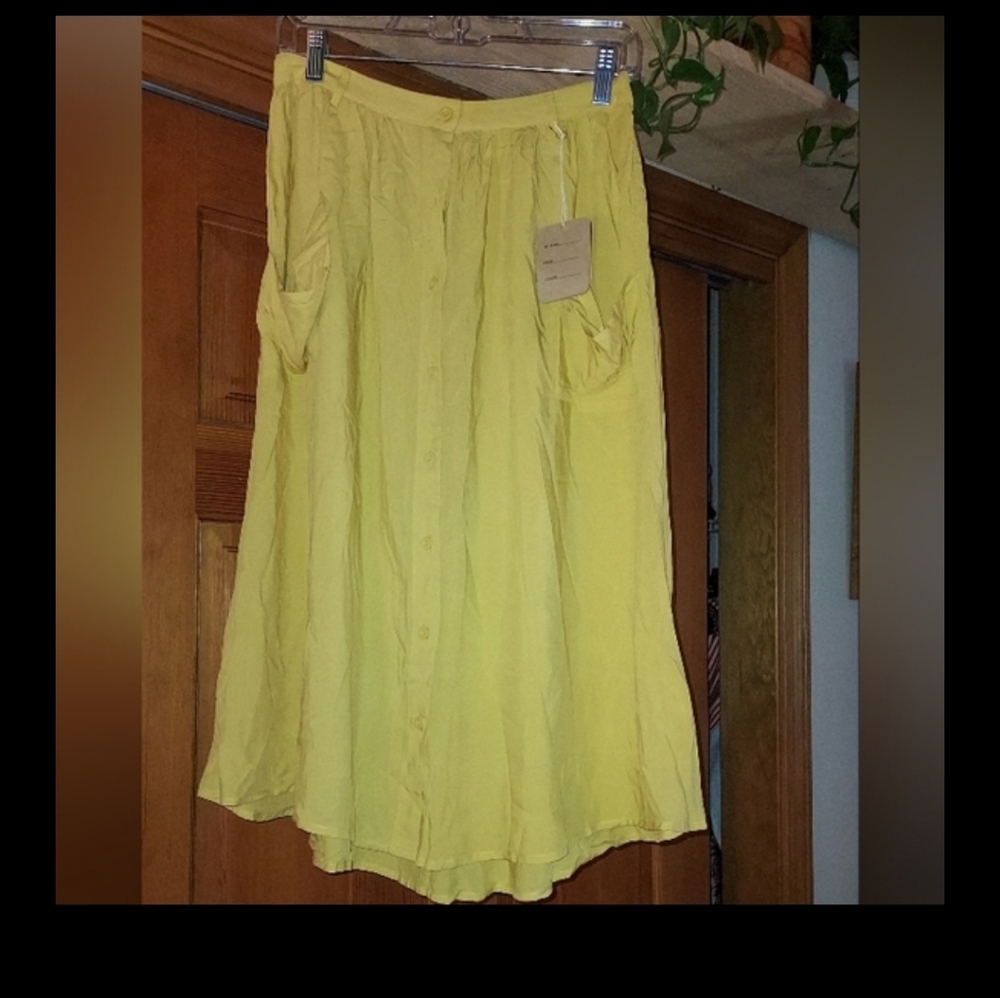 Cotton Candy Yellow A-Line Midi Skirt Button Up. Pockets